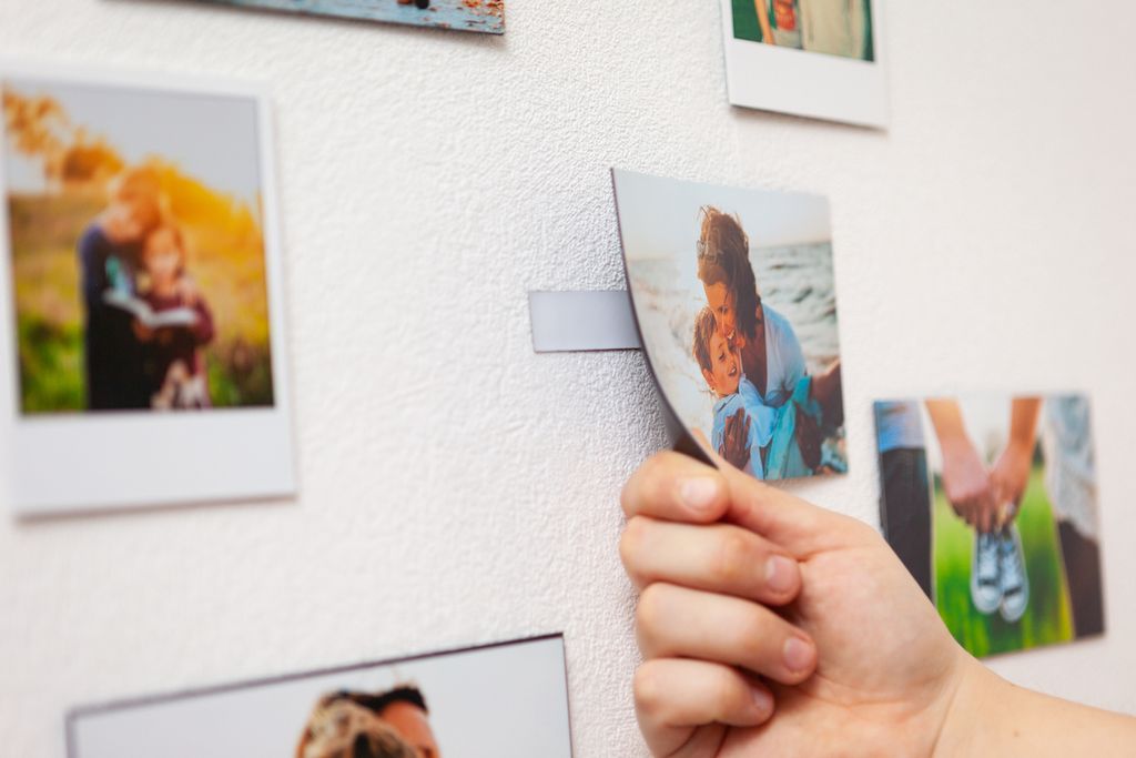 Klebe-Magnetfolie für Magnet-Fotos - Rund (Durchmesser 4 cm)