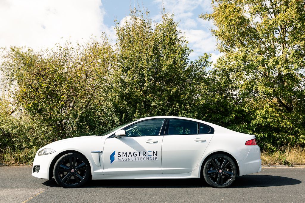 Fahrzeugbeschriftung Magnetfolie Freiform Auto Magnetschild Digital Druck