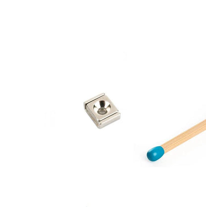 Neodym Flachleiste 10 x 13 x 5 mm mit Bohrung und Senkung - 2,7 kg