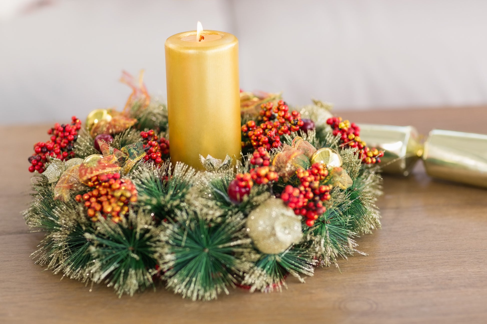 Flaches Druckmotiv Goldener Adventszauber für Heizkörperverkleidung