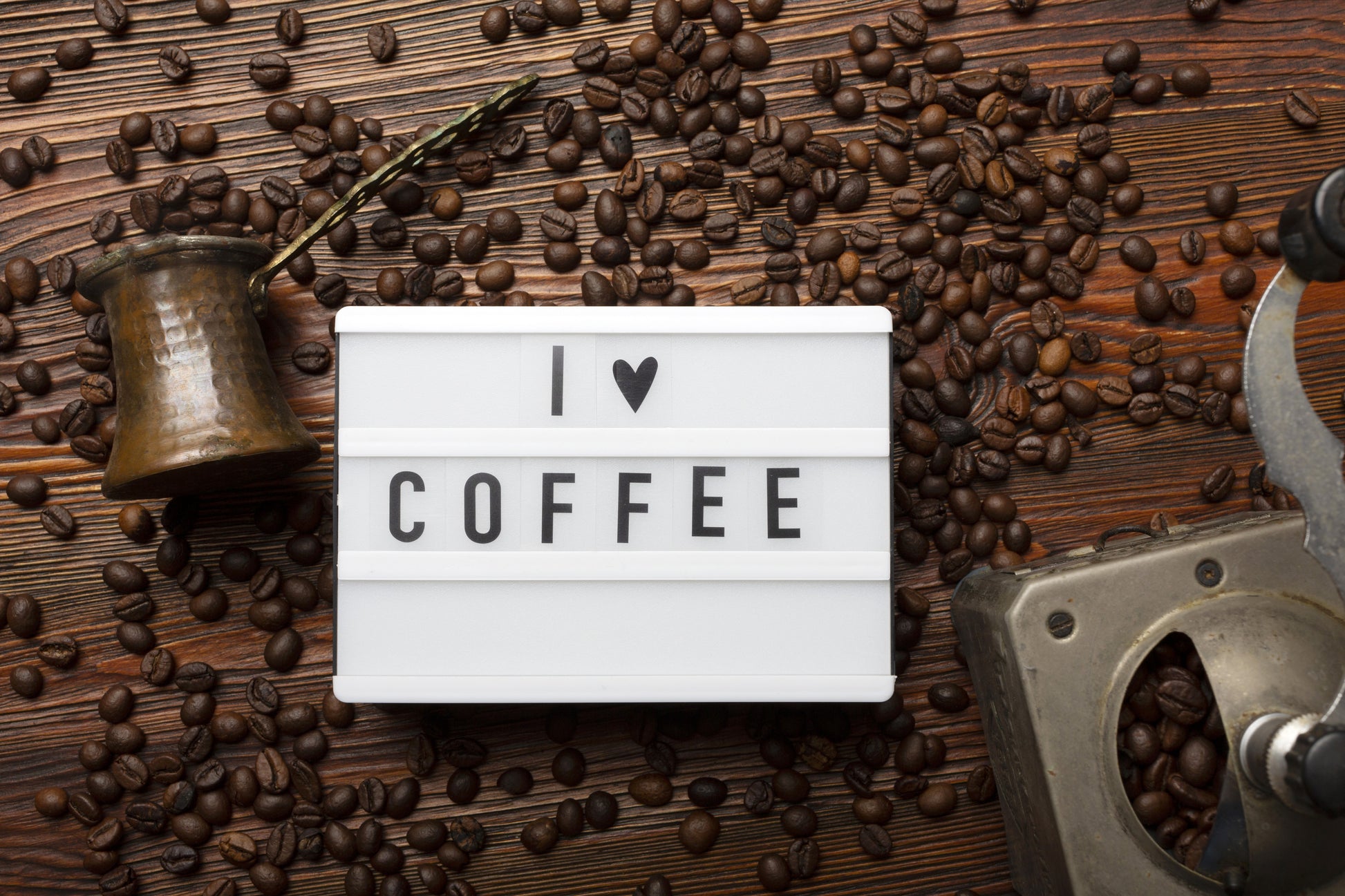 Flaches Druckmotiv I Love Coffee für Heizkörperverkleidung