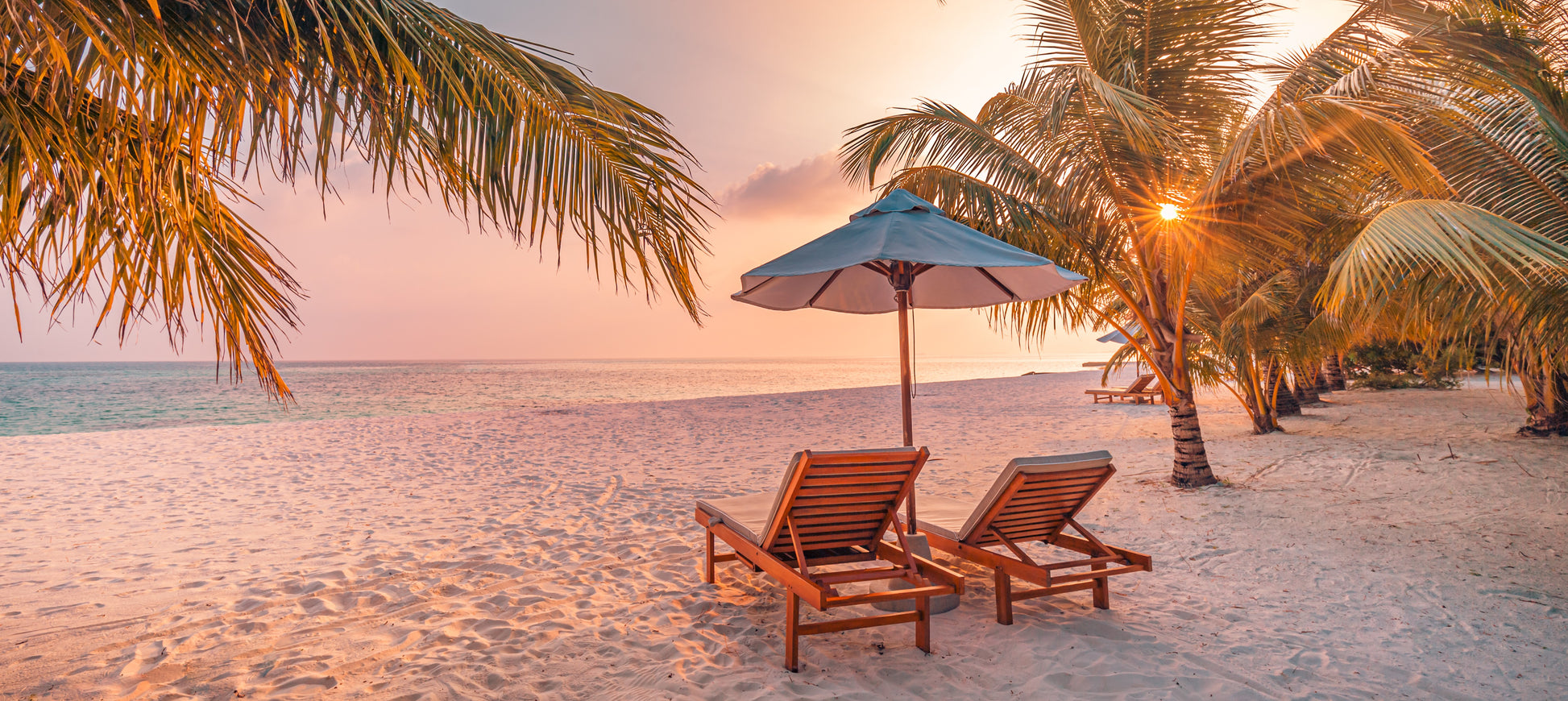 Flaches Druckmotiv Sunset Paradise für Heizkörperverkleidung